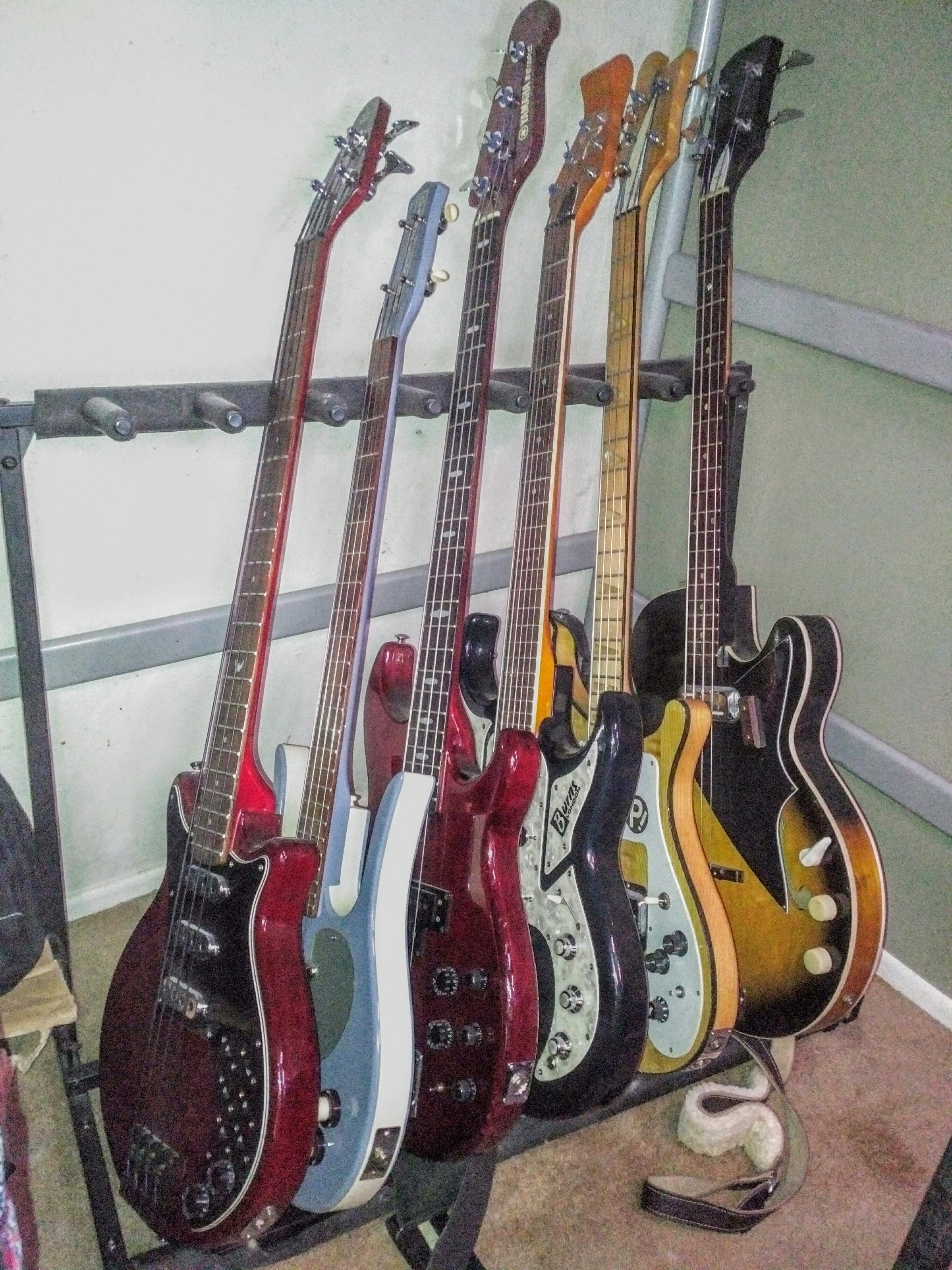 basses.jpg