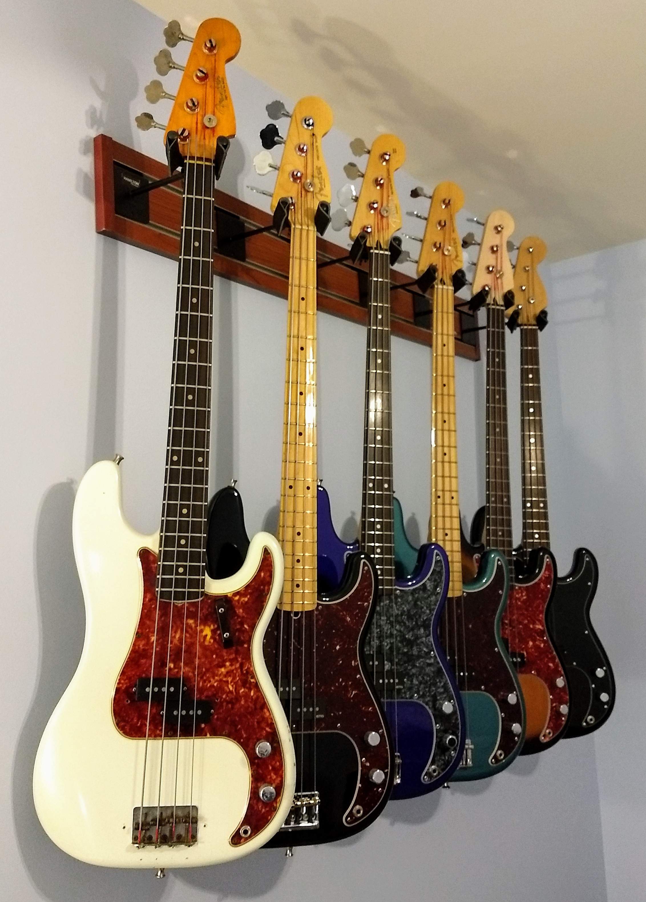 basses.jpg