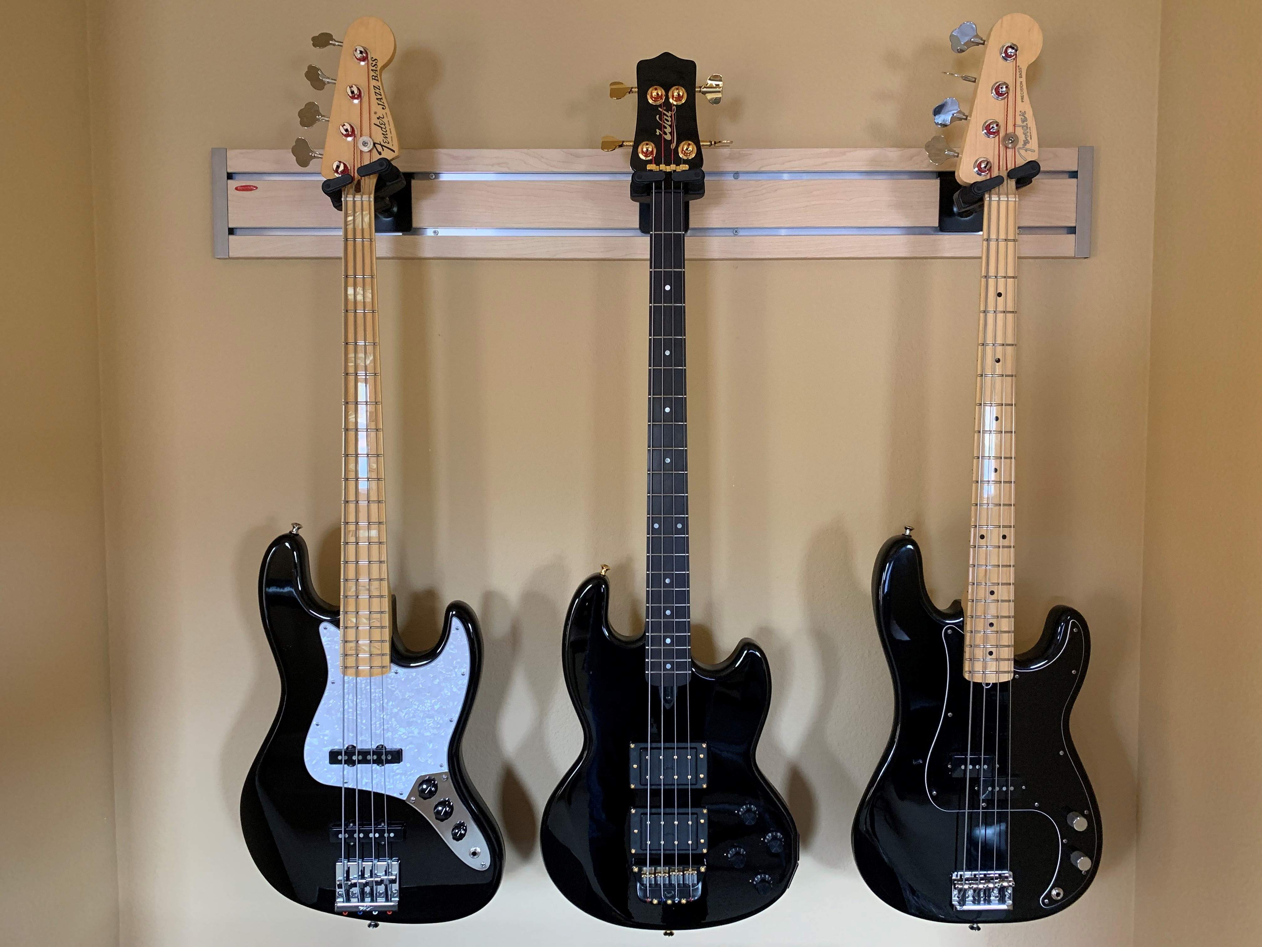 basses.jpg