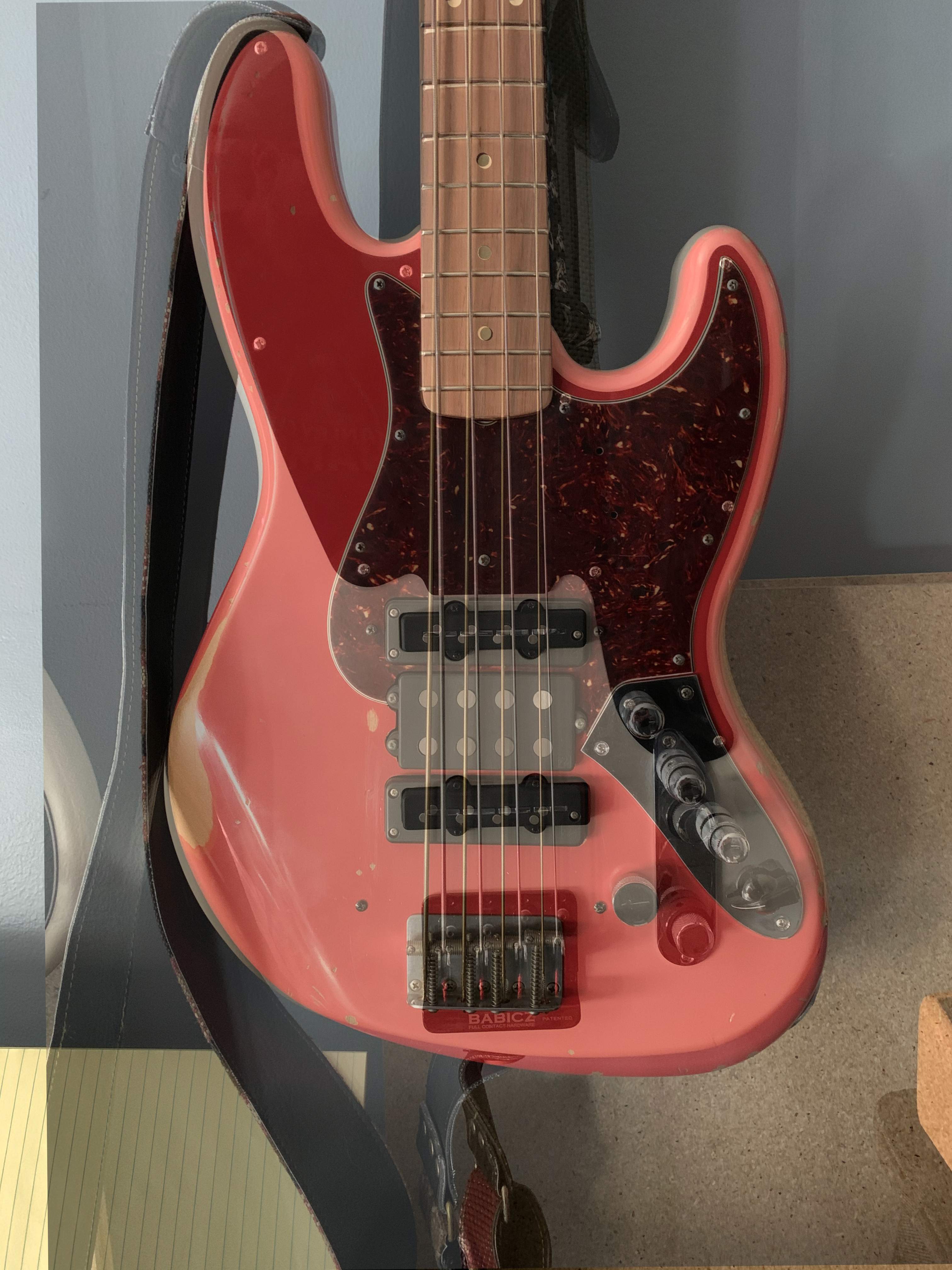 basses.jpg