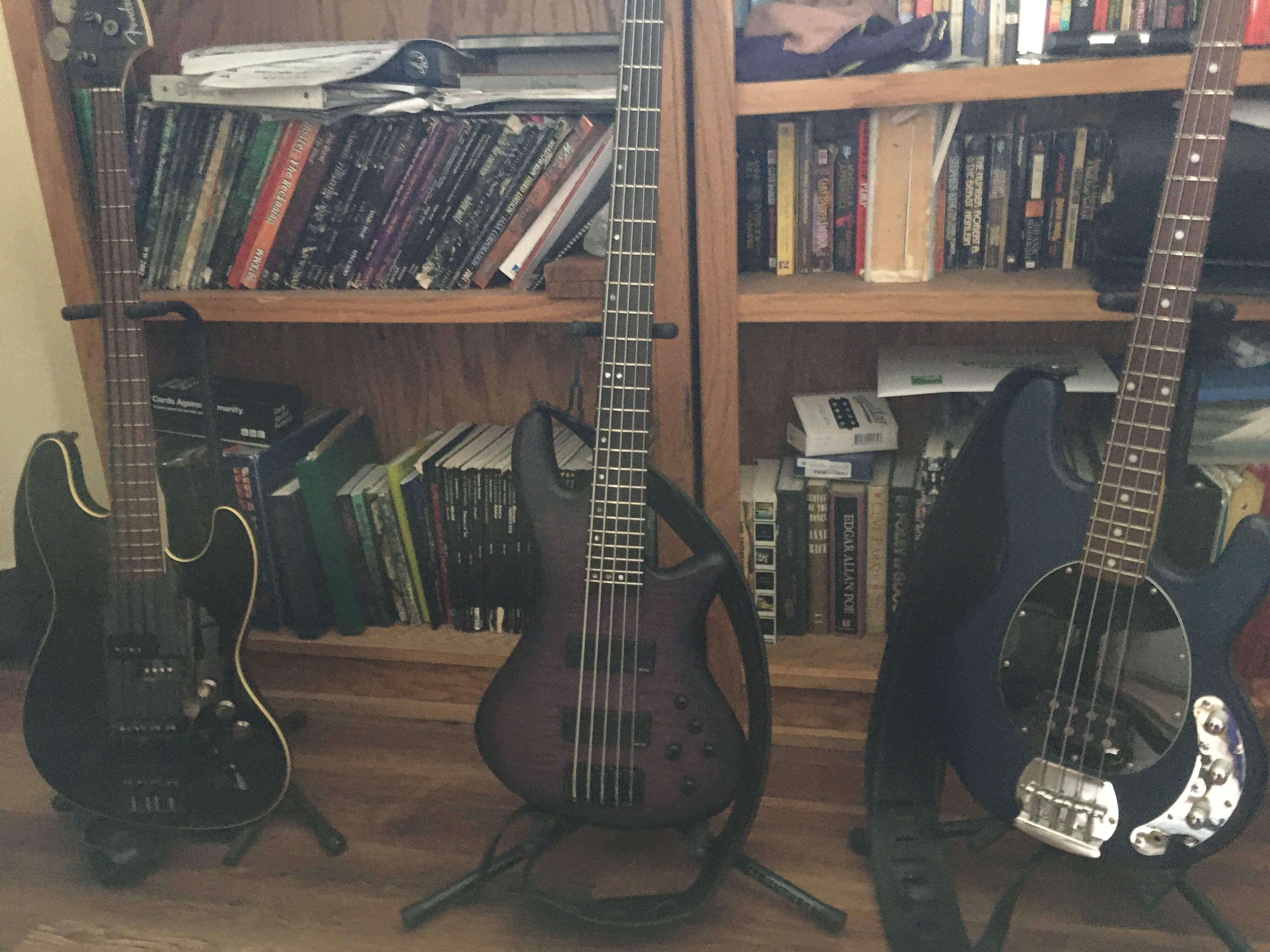 basses.JPG