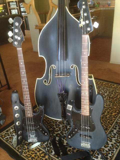 basses.JPG