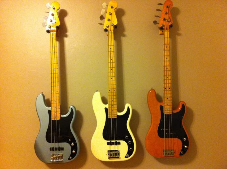 Basses.jpg