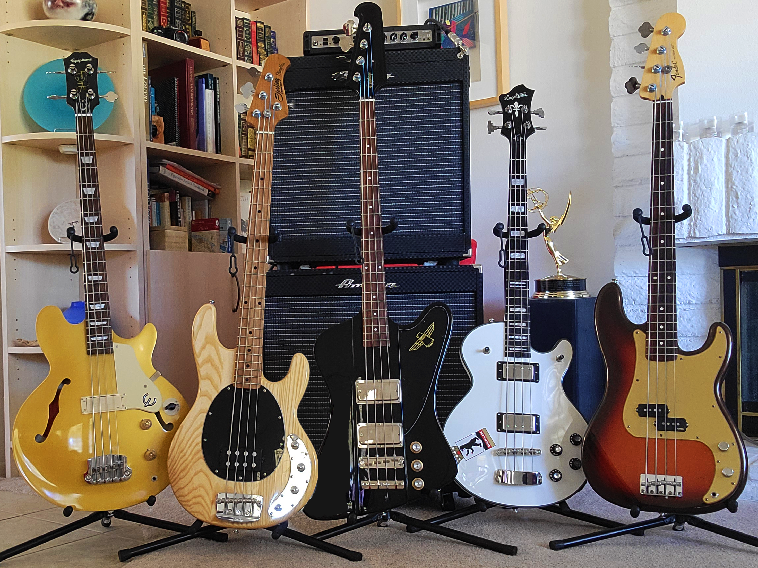 BASSES.png
