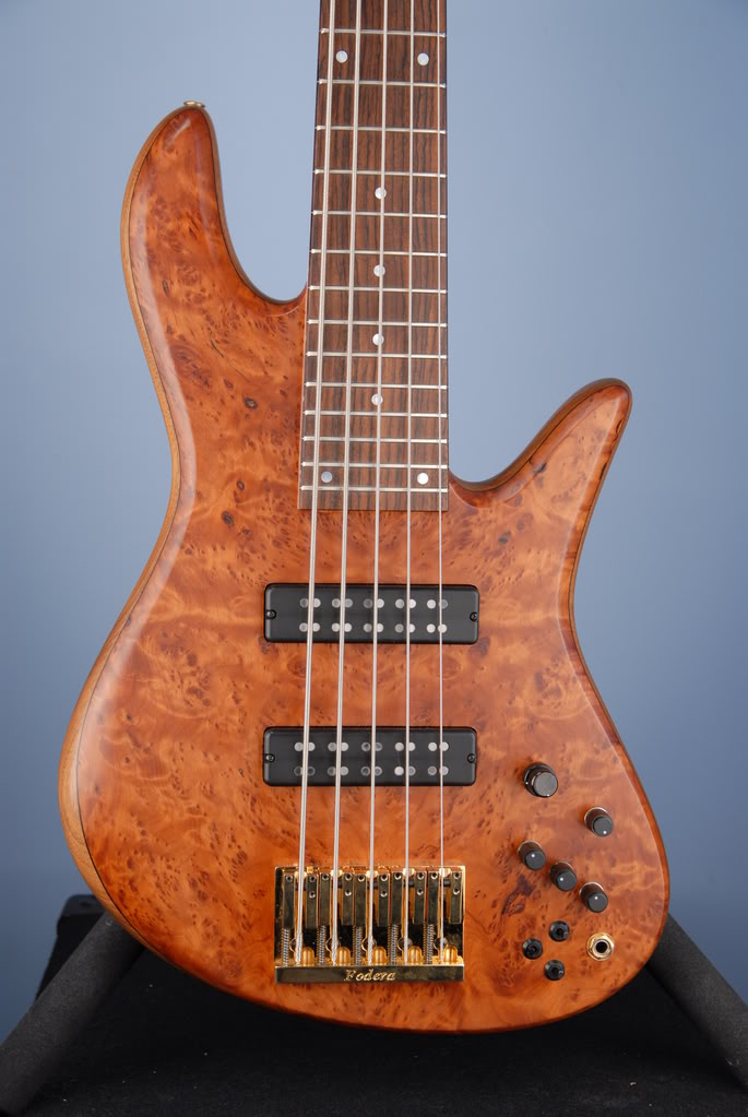 basses002.jpg