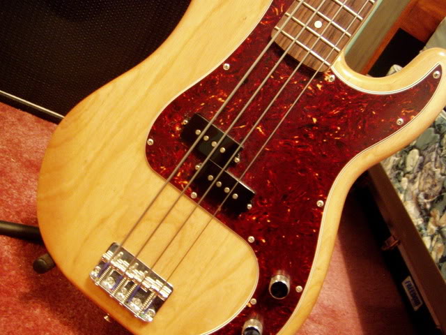 Basses002.jpg