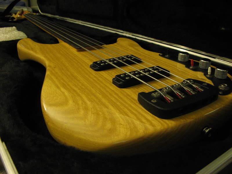 Basses005.jpg