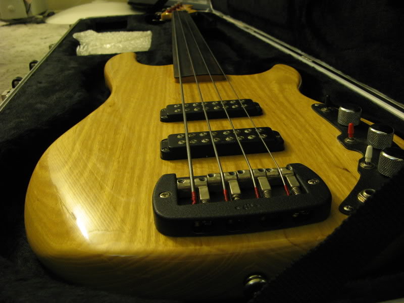 Basses006.jpg