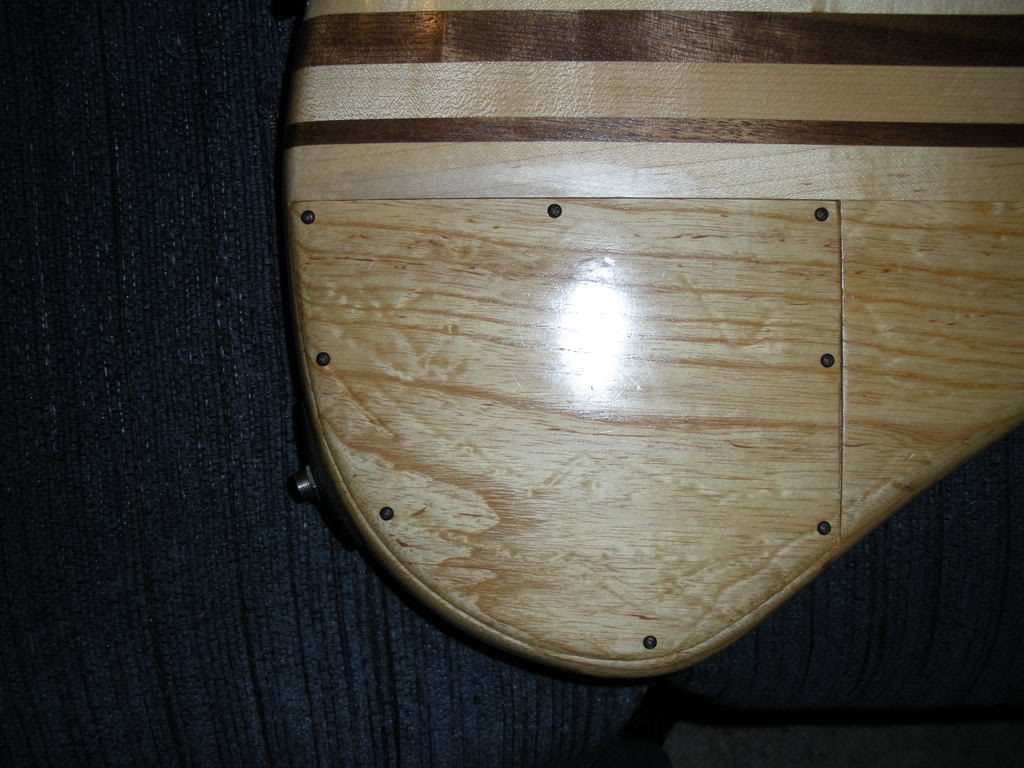 Basses017.jpg