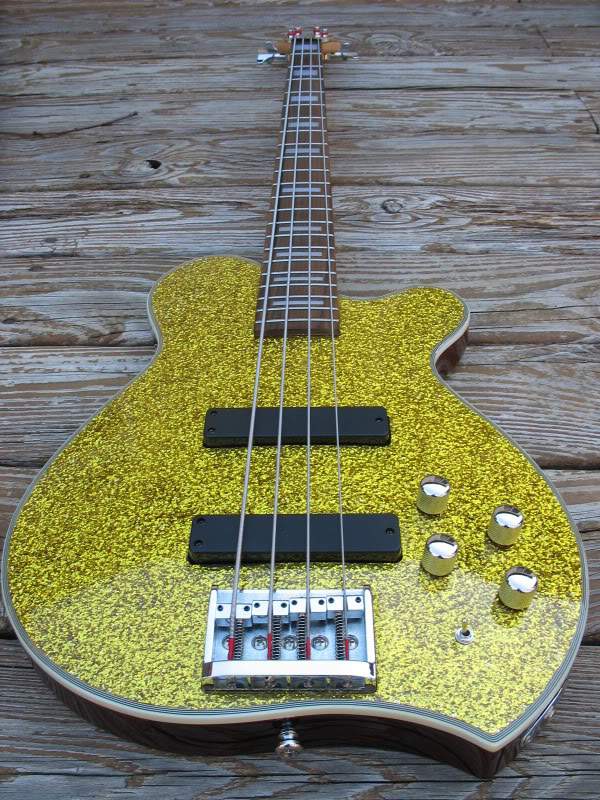 basses043.jpg