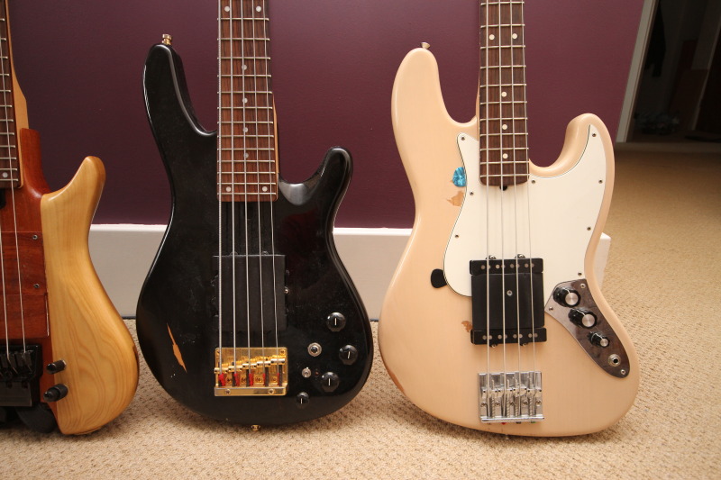 basses060.jpg