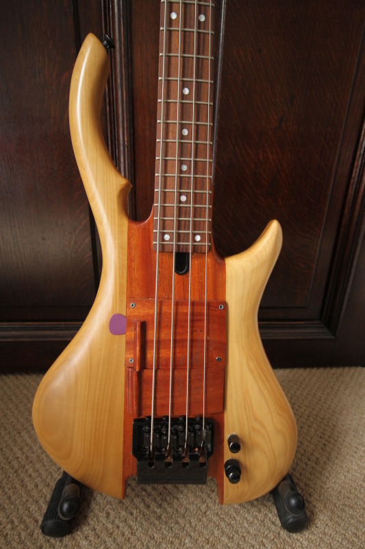 basses072.jpg
