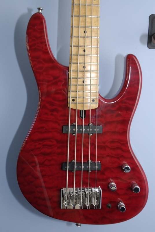 basses073.jpg