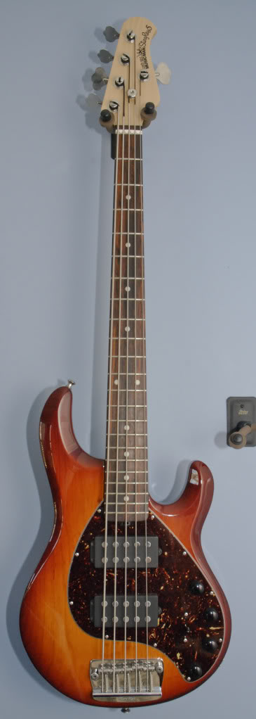 basses080-2.jpg