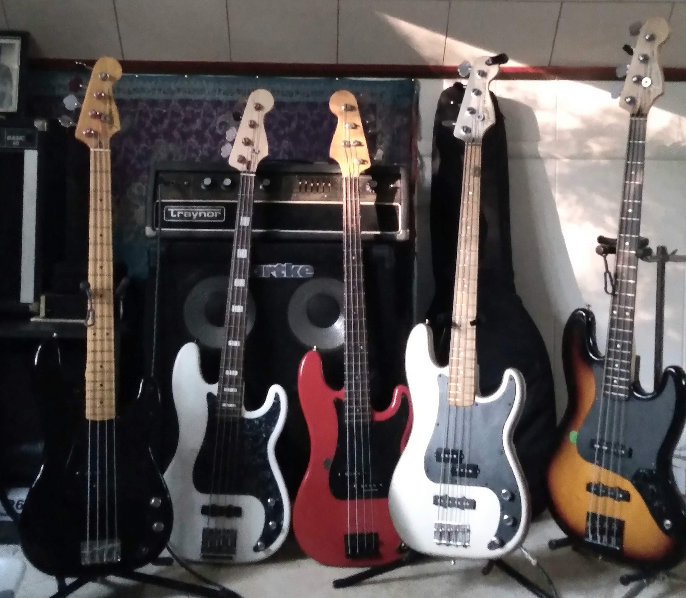 Basses_All.jpg