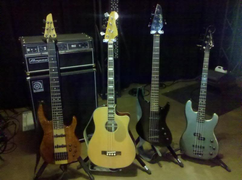 basses_zps6d4b2d05.jpg