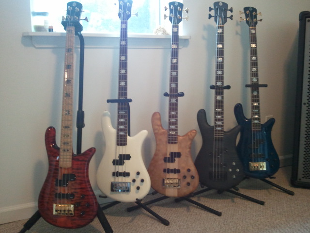 basses_zpsee2f7a33.jpg