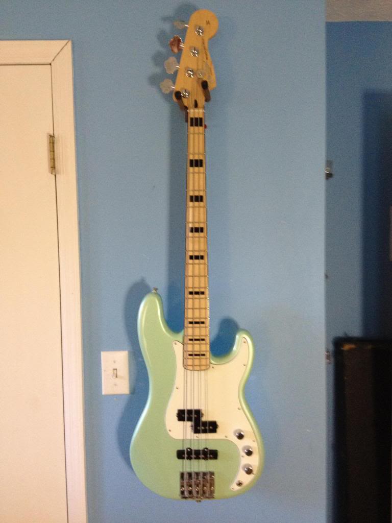 Bassesandguitars010.jpg