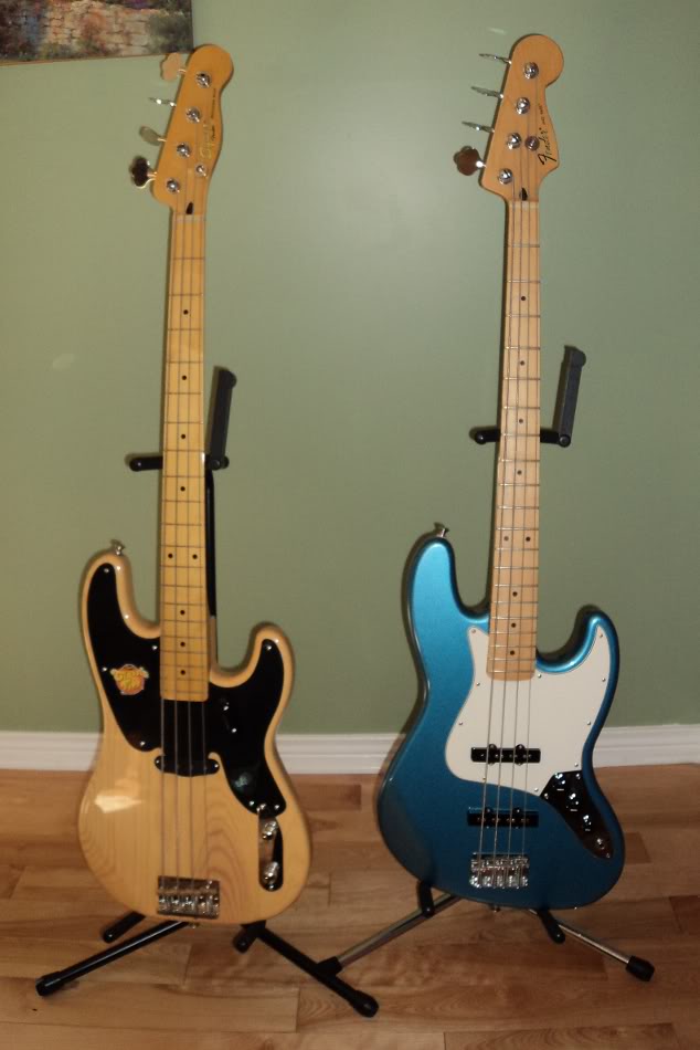 Bassesfrontflashsmall.jpg
