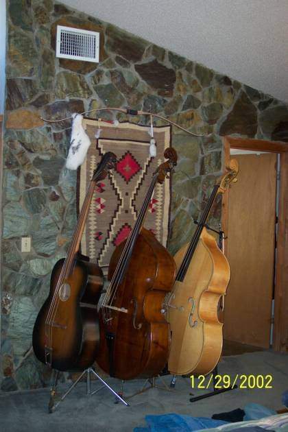 Bassesresized.jpg