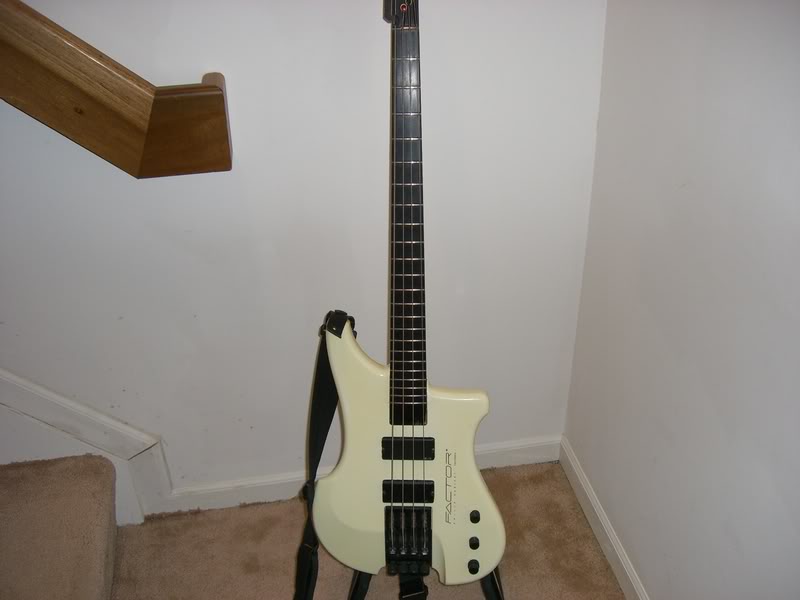 bassfolder022.jpg