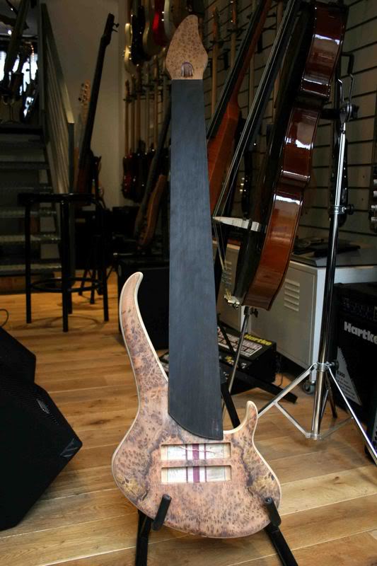 BassFront-9March07.jpg