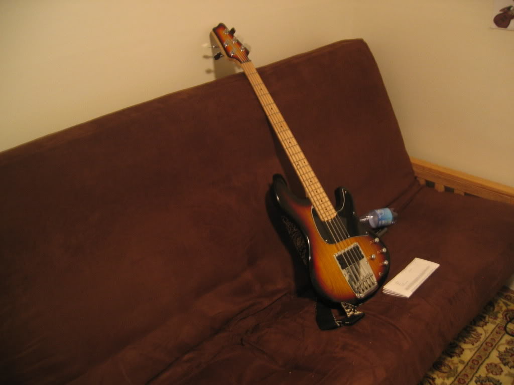 bassfuton.jpg