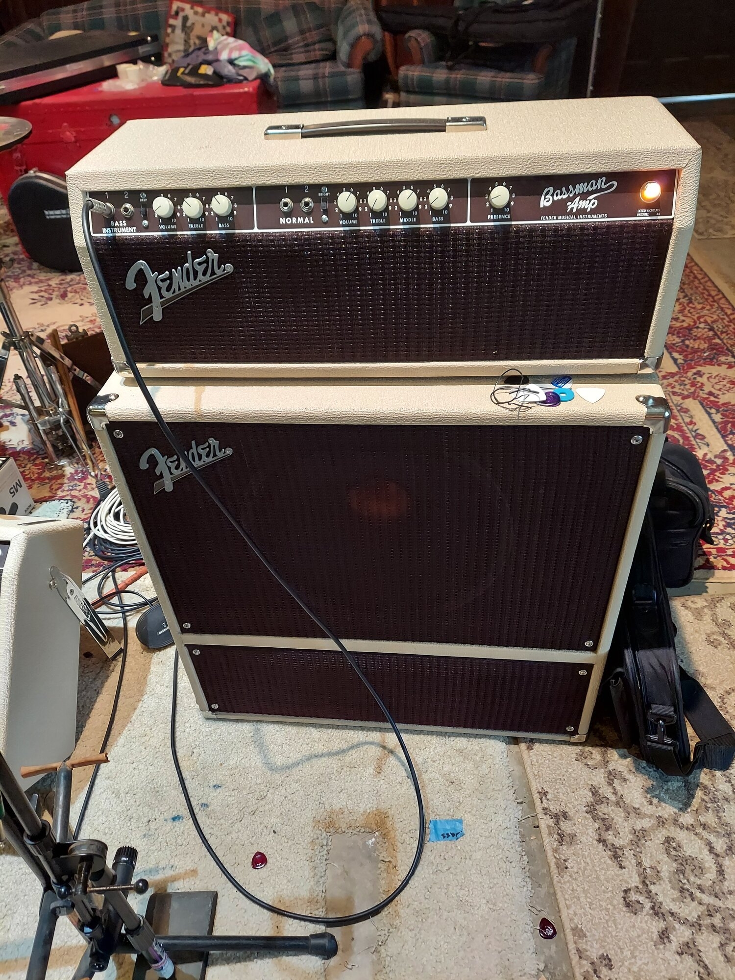 Bassman front high angle.jpg