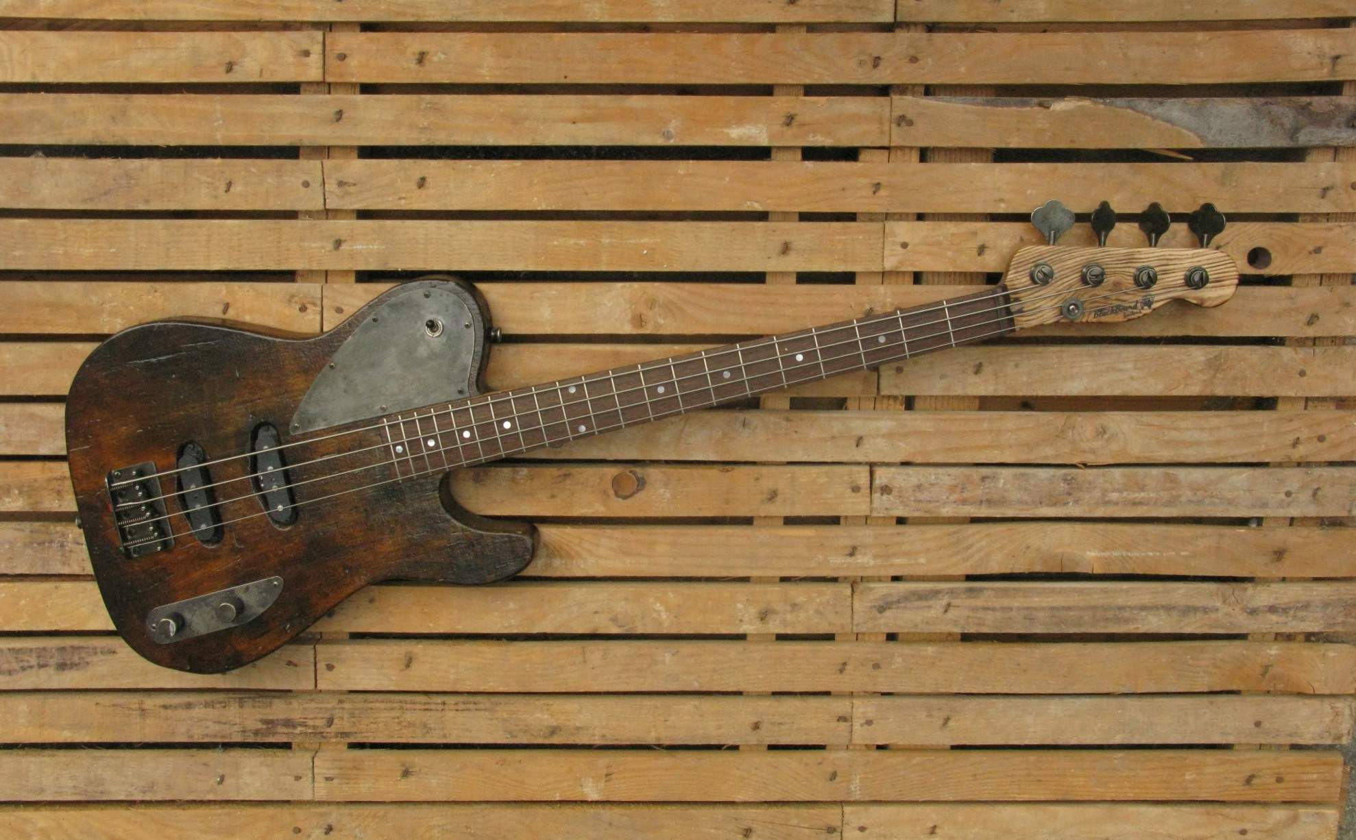 basso-Precision-in-pioppo-3.jpg