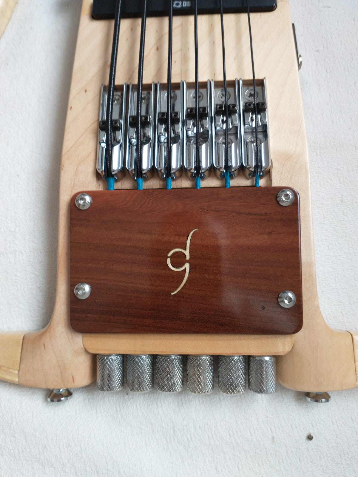 basss8.jpg
