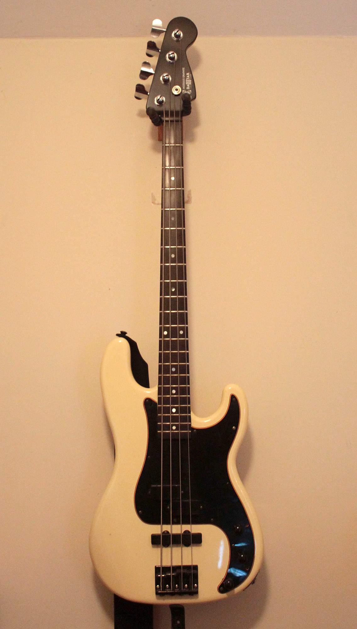 bassstar.jpg
