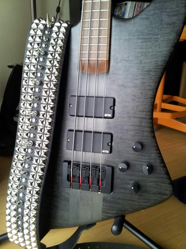 basstrap_zpse62d70ba.jpg