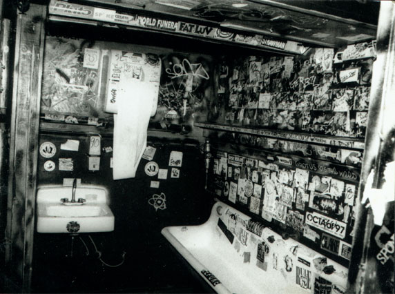 bathroom1.jpg