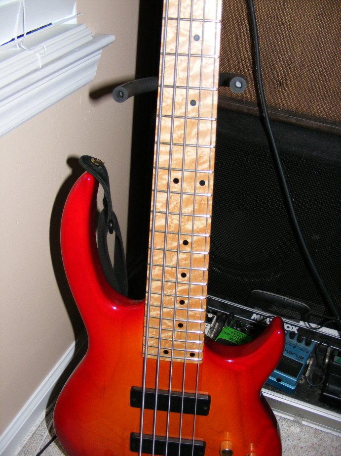 bb75Neck2.jpg