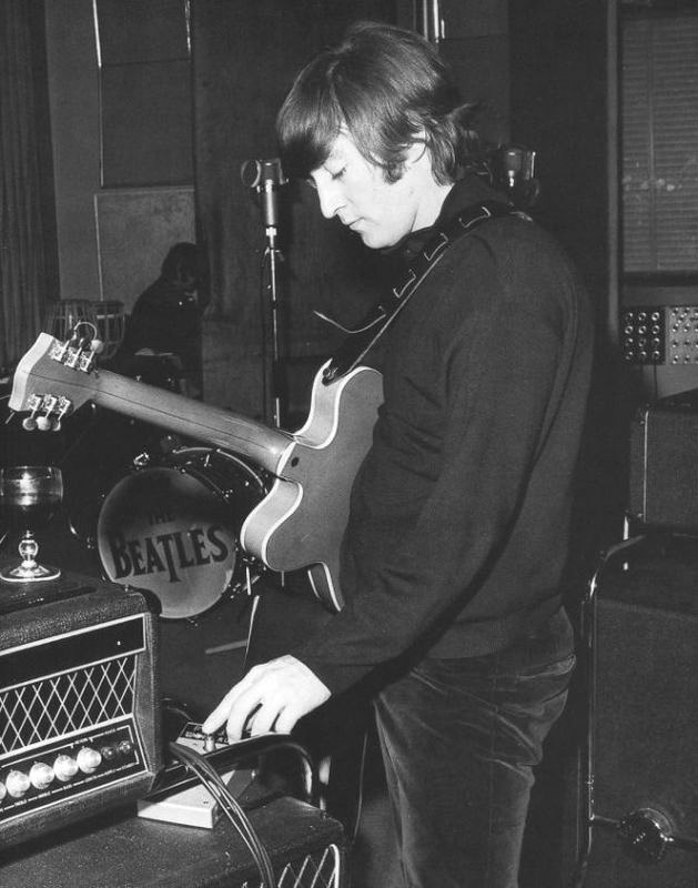 beatles_fx4.jpg