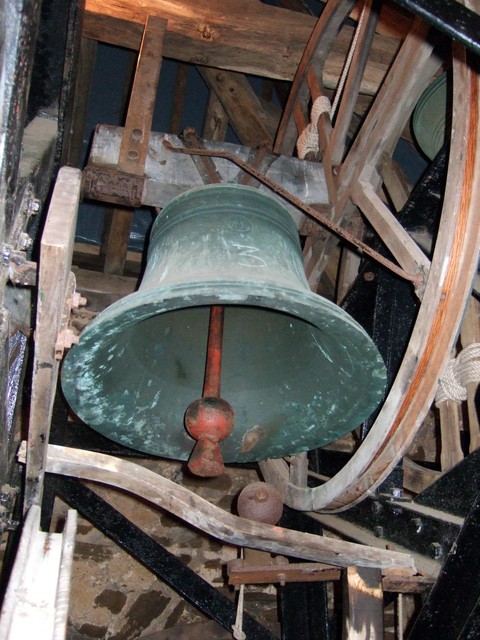 bell0001_mid.jpg