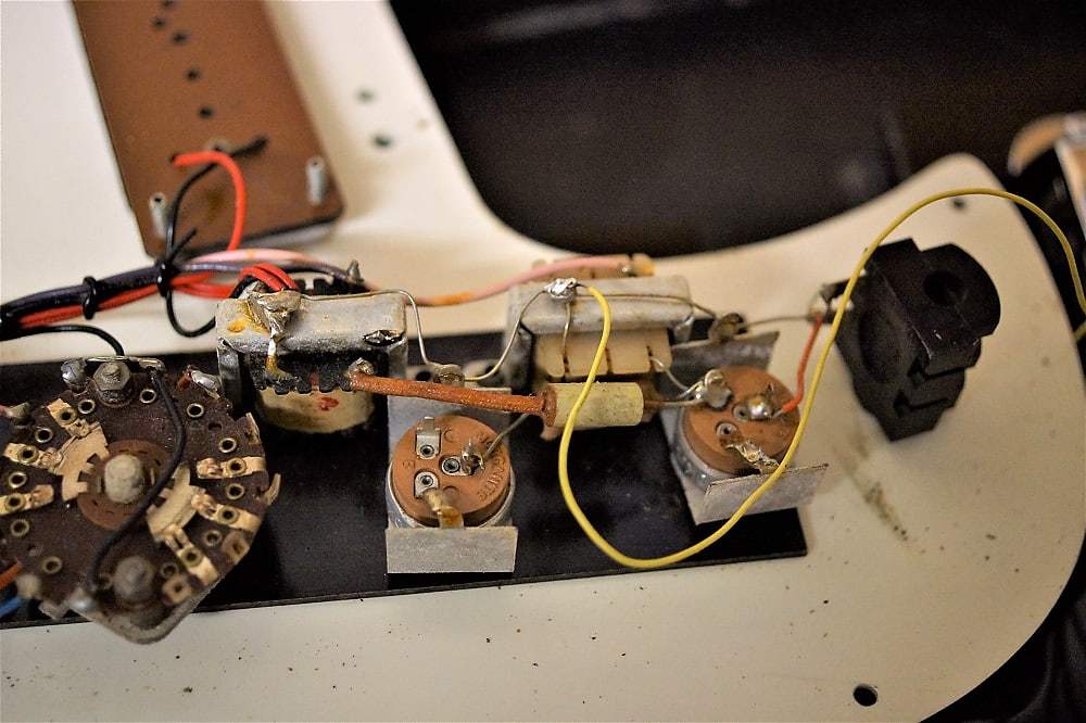 Bison wiring.jpg