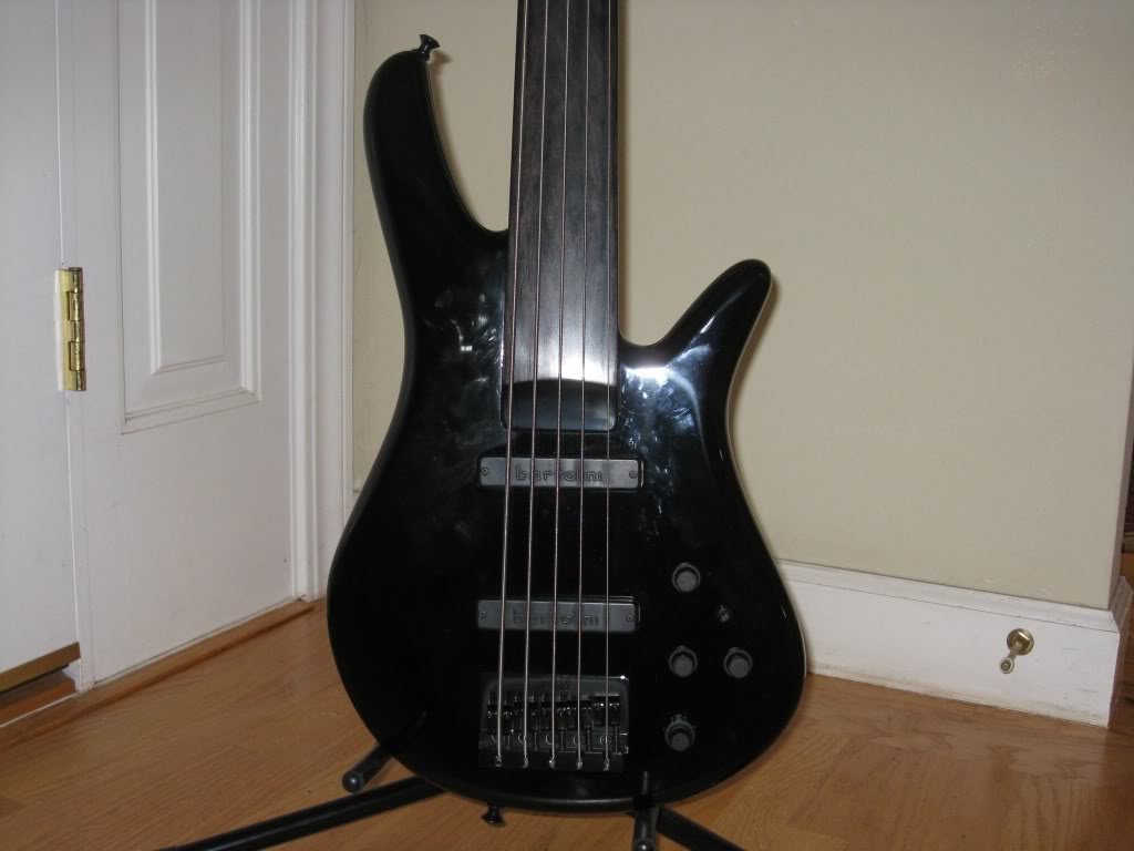 black_basses4.jpg