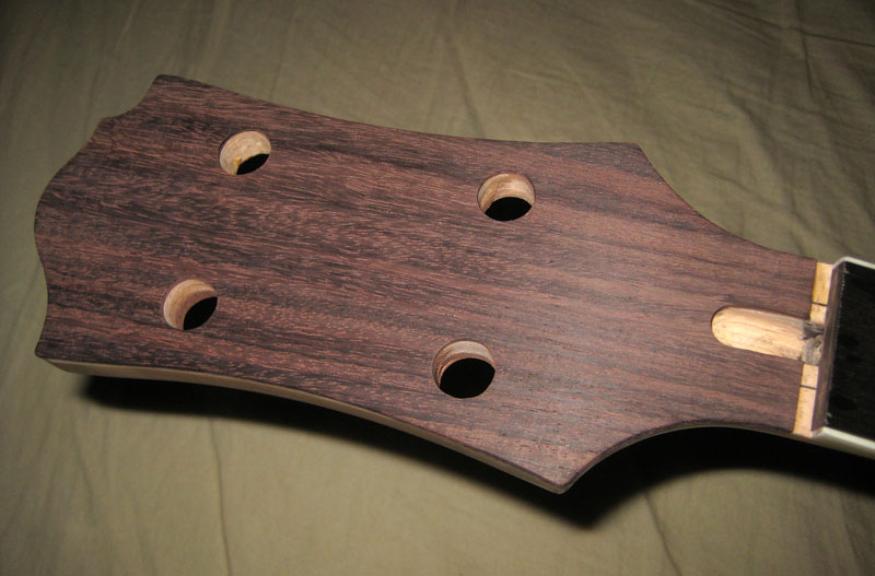 blackmock-headstock-01.jpg