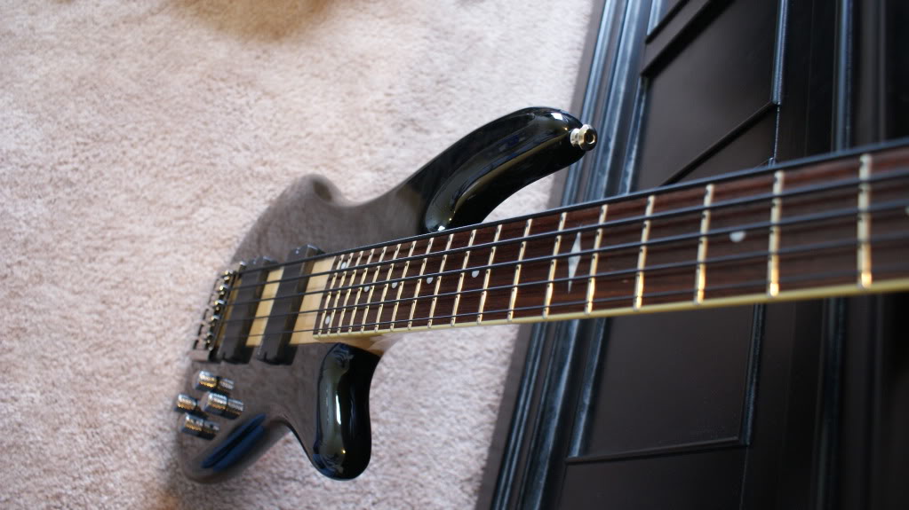 blackstrings.jpg