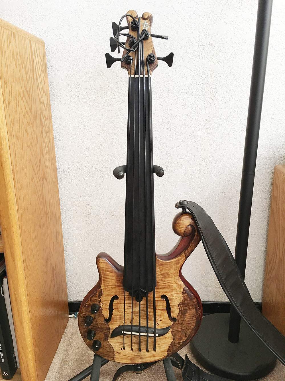 BlackStrings01.jpg