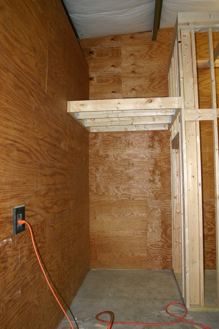 BLDG-STUDIO-DOORWAY-CEILING-TRAY.jpg