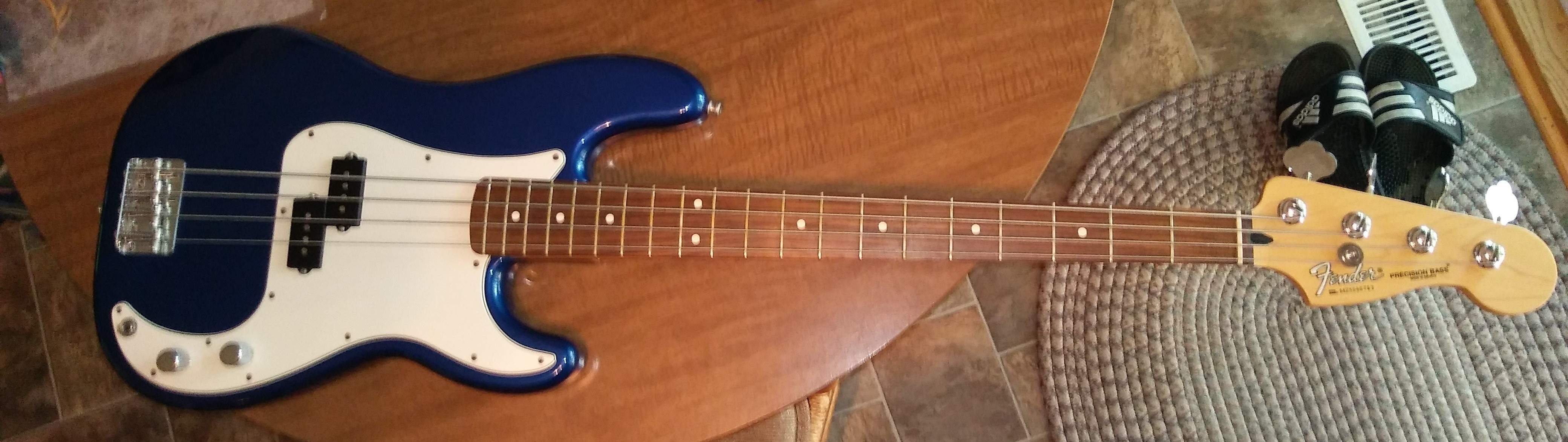 blubass1.jpg