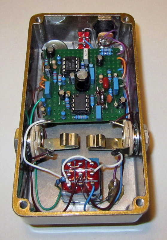 BMopamp-02.jpg