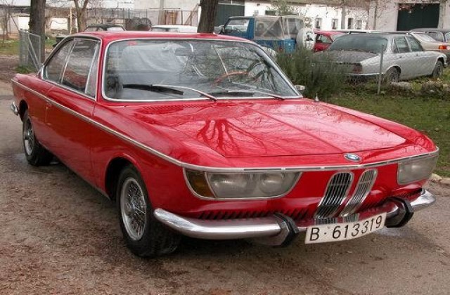BMW-2000CS-and-2000C-10.jpg