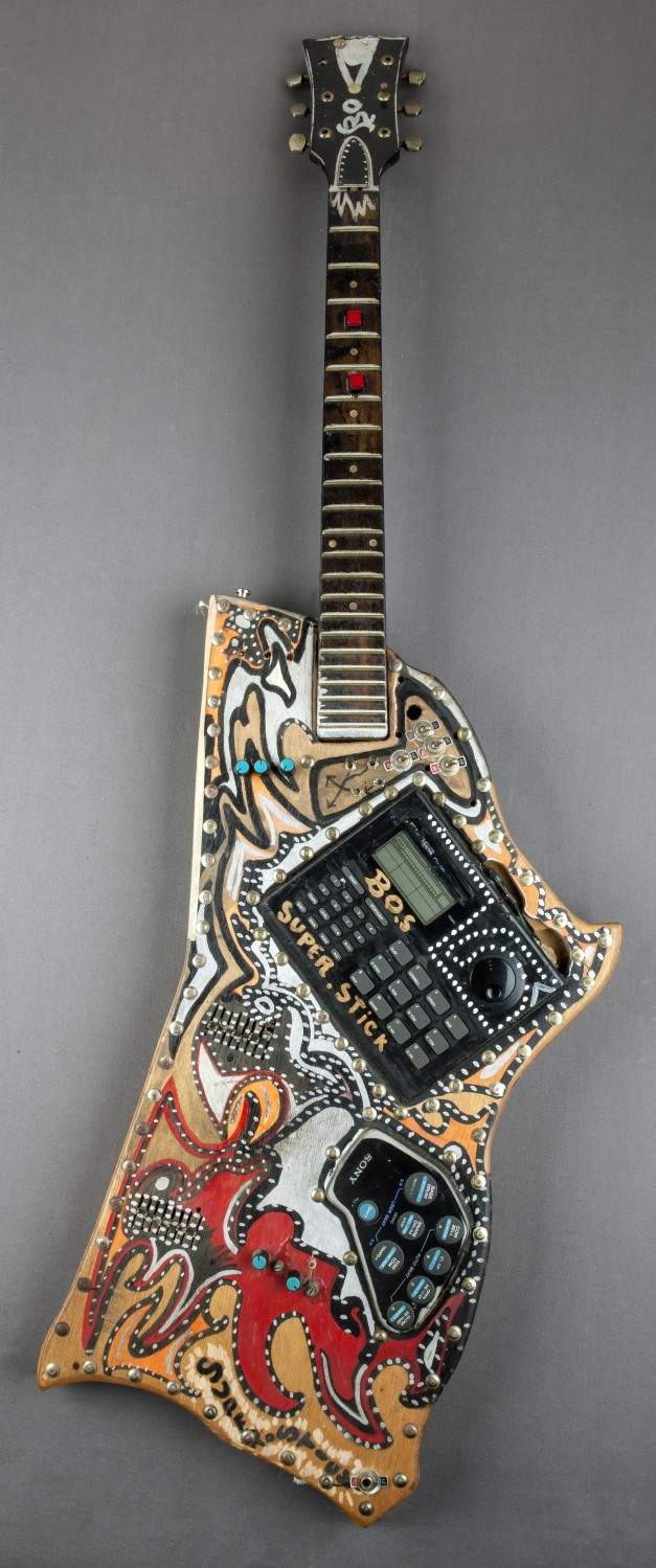 Bo_Diddley_Custom_MPC_Guitar_064089.jpg