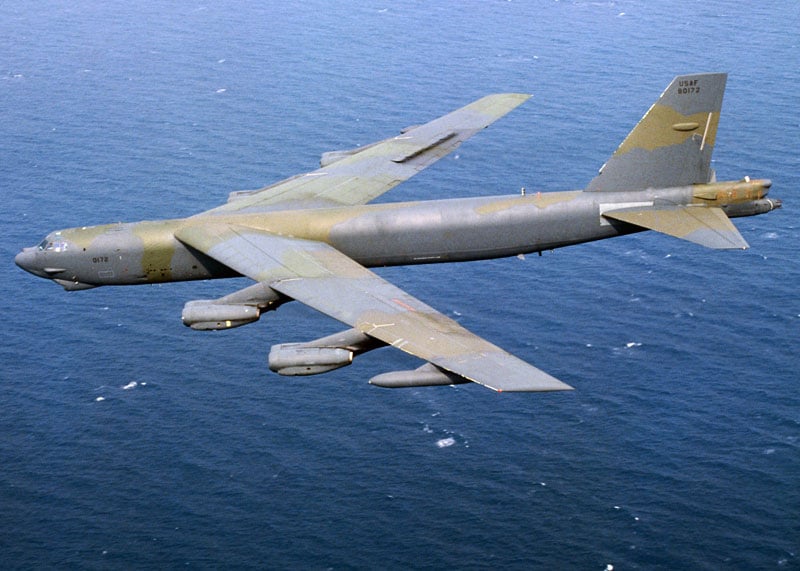 boeing-b52-stratofortress_3.jpg