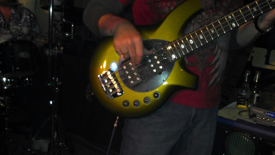 bongo2_zps0199685c.jpg