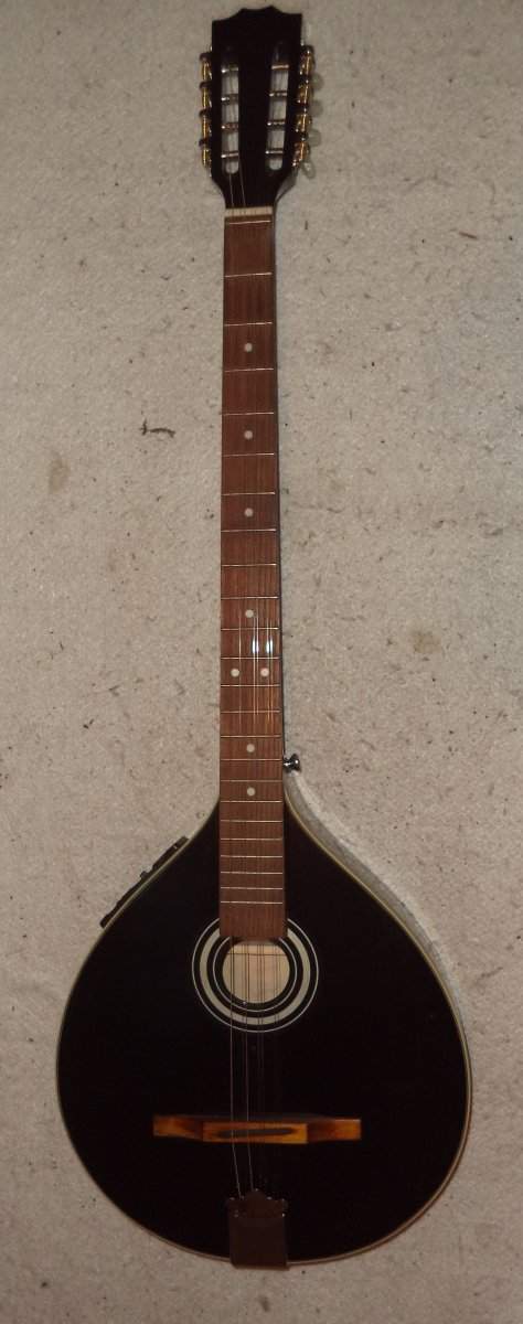 Bouzouki.jpg