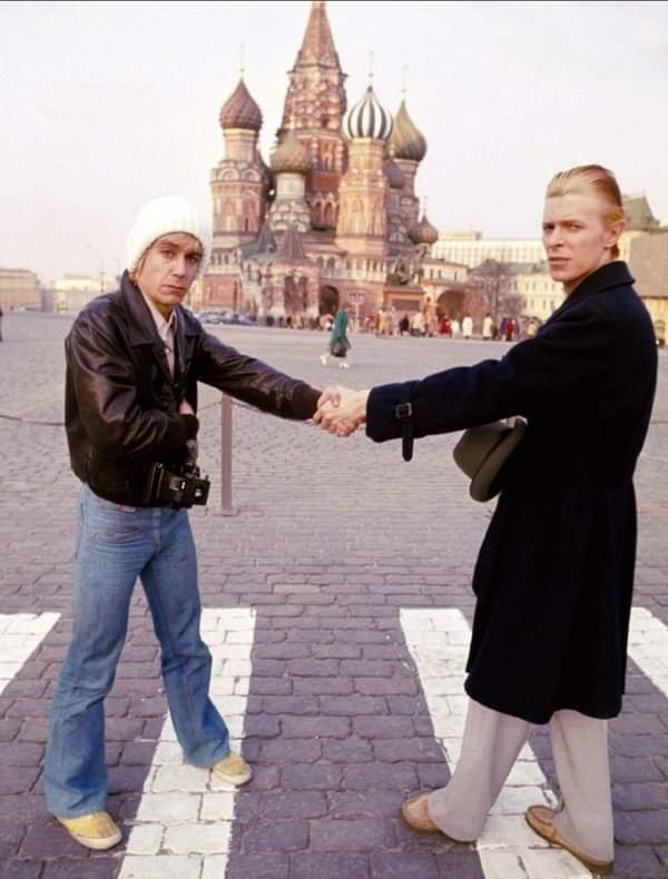 Bowie & Iggy Kremlin.jpg